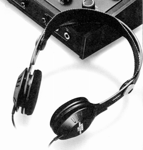 DSR-12-2.JPG - 73,211BYTES