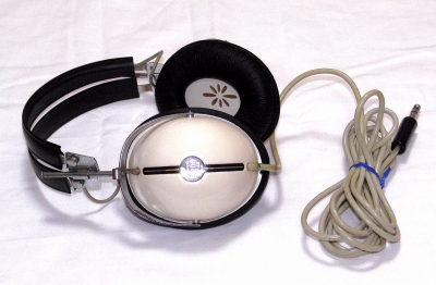 E-200-1.JPG - 74,697BYTES
