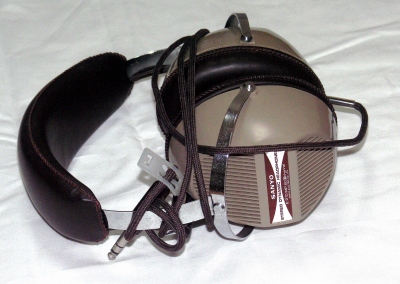 E-210-1.JPG - 68,686BYTES