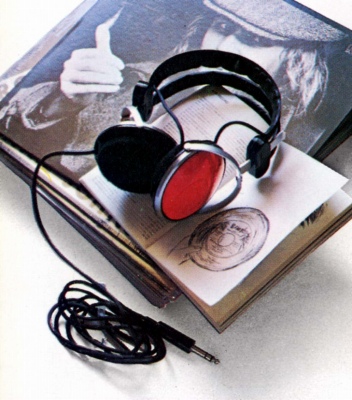 E-310-1.JPG - 74,801BYTES