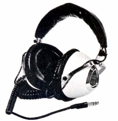 RH-700-1.JPG - 80,077BYTES