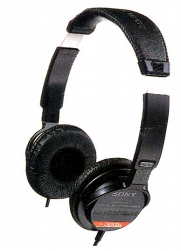 MDR-CD100.JPG - 66,260BYTES
