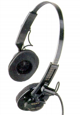 MDR-CD7-3.JPG - 68,935BYTES