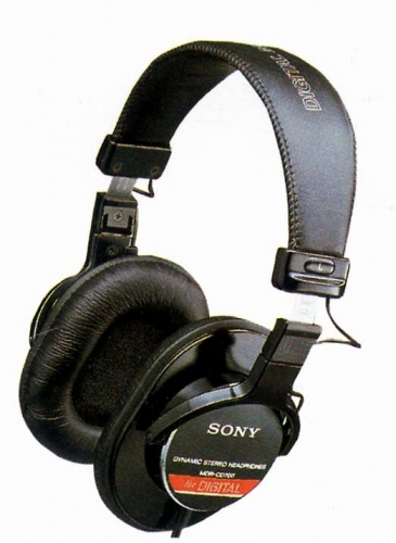 MDR-CD700.JPG - 71,140BYTES