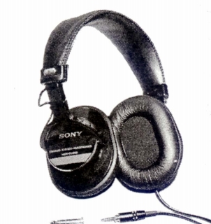 MDR-CD900-3.JPG - 57,442BYTES