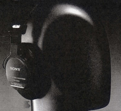 MDR-CD900-5.JPG - 75,891BYTES