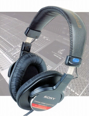 MDR-CD900ST-1.JPG - 75,345BYTES