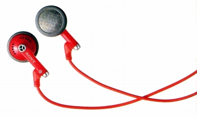 MDR-E444-1.JPG - 46,087BYTES