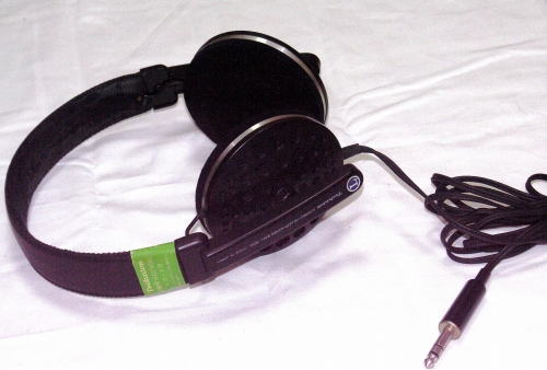 EAH-300-7.JPG - 94,089BYTES