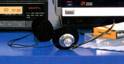 EAH-T15-1.JPG - 71,694BYTES