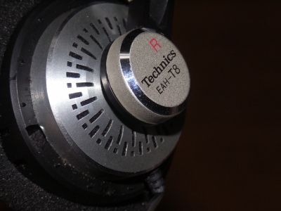EAH-T8-2.JPG - 69,800BYTES