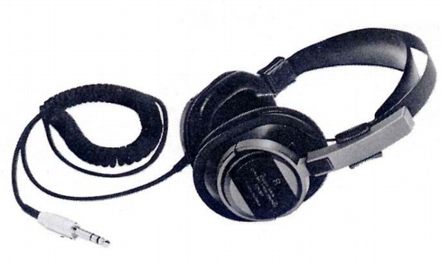 ATH-M7.JPG - 74,643BYTES