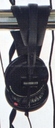 HR-710-2.JPG - 28,708BYTES