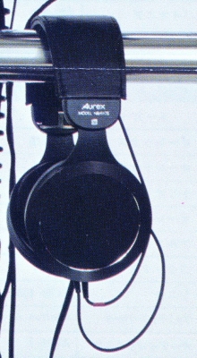 HR-810-1.JPG - 75,958BYTES