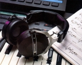 S-DT220.JPG - 22,913BYTES