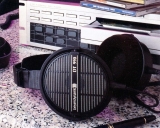 S-DT990.JPG - 24,560BYTES