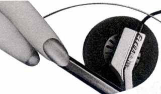 POCHER-6-5.JPG - 45,343BYTES