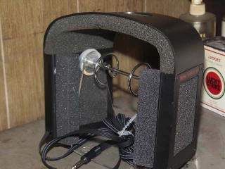 MODEL-2.JPG - 56,789BYTES