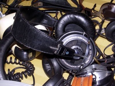 NEWTPH-100-3.JPG - 99,879BYTES
