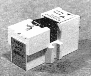 220XE.JPG - 68,347BYTES