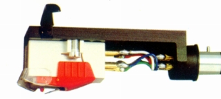 AT-11G-1.JPG - 27,402BYTES