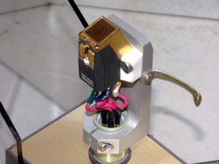 AT-ML150OCC-2.JPG - 56,031BYTES