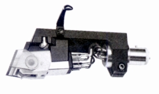 AT105H.JPG - 28,192BYTES