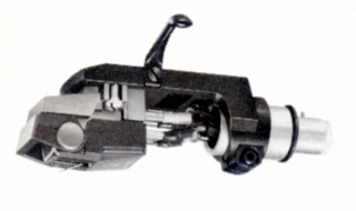 AT140EAG.JPG - 28,518BYTES