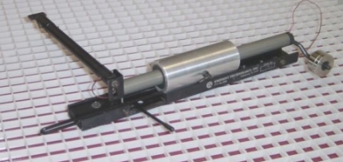 MODEL1-1.JPG - 92,736BYTES