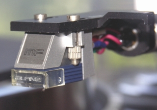 G-40EX-2.JPG - 50,187BYTES