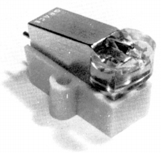 F-8M.JPG - 51,918BYTES
