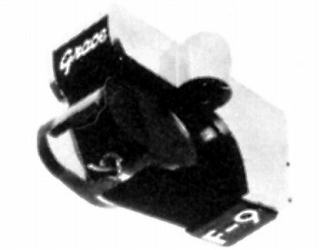F-9U.JPG - 37,301BYTES