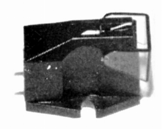 SL20E.JPG - 40,473BYTES