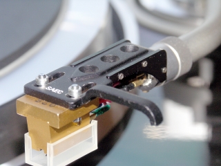 ULS-2X-1.JPG - 57,277BYTES