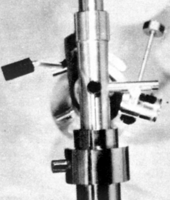 UA-7CF-4.JPG - 71,311BYTES
