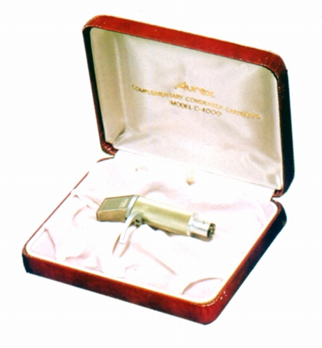 C-4000.JPG - 48,621BYTES