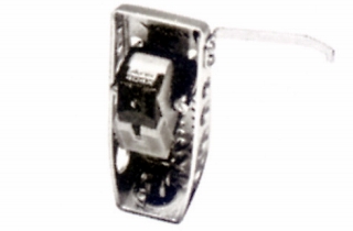 C-404X.JPG - 26,413BYTES