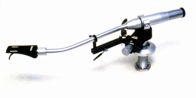 DA-307.JPG - 74,761BYTES