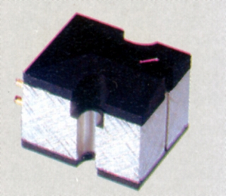 DL-103M-1.JPG - 60,790BYTES