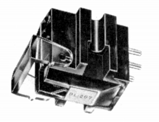 DL-207.JPG - 42,281BYTES