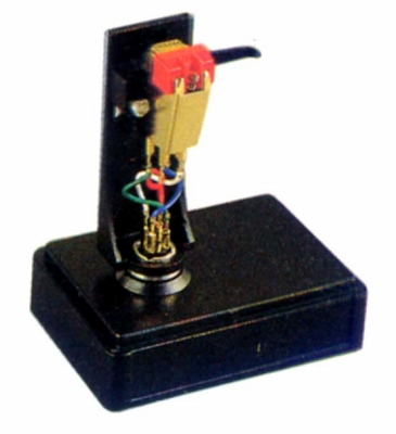 ES-70E.JPG - 74,072BYTES