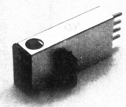GRADO-LABO.JPG - 38,619BYTES