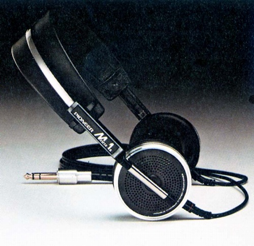 MASTER-1S.JPG - 98,063BYTES