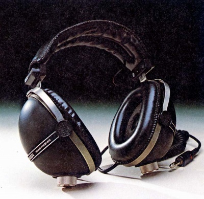 SE-405.JPG - 73,105BYTES