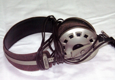 SE-7-2.JPG - 72,338BYTES