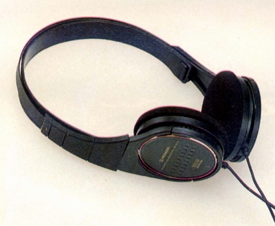 SE-90D-1.JPG - 49,562BYTES