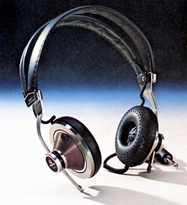 SE-L401.JPG - 68,479BYTES