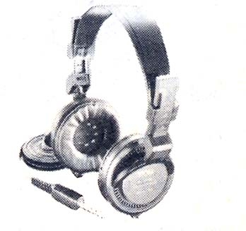 DH-1010.JPG - 43,646BYTES