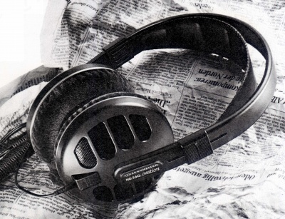 HD-560-1.JPG - 73,090BYTES