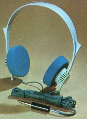 HD414-2.JPG - 47,730BYTES